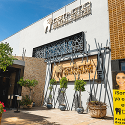 Negocio Esthetic Dental Center - Dentistas En Querétaro