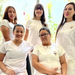 I Denti Clinica Dental (dra. Aleida Lizette Torres Castillo)