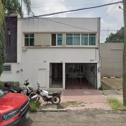 Kimberley Pineda Cruz, Dentista - Odontólogo