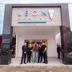 León Dental