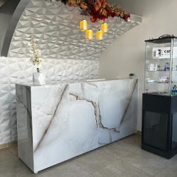 Odontoesthetic, Dentista - Odontólogo