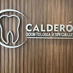 Odontología Especializada Calderón