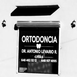 Odontologia Estetica & Ortodoncia Dr. Antonio Levario
