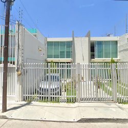 Odontologia Integral E Implantología
