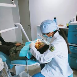 Odontsai (un Viaje Dental)