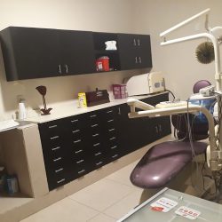 R&e Dental (dentista)