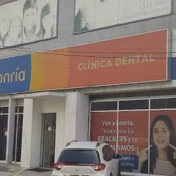 Sonría - Clínicas Dentales