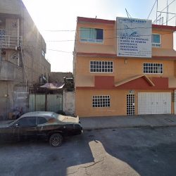 Unidad De Estudios Posgrado En Odontologia